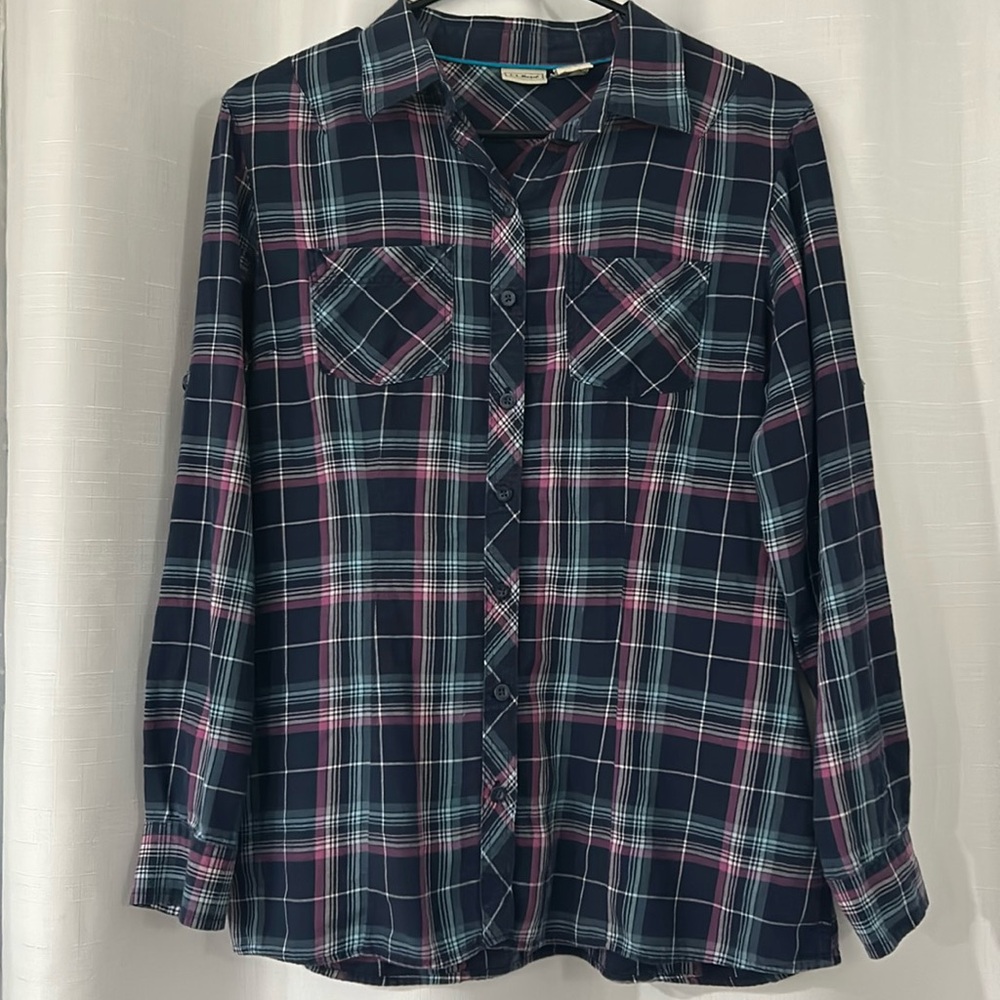 L.L. Bean Button Down Shirt Small